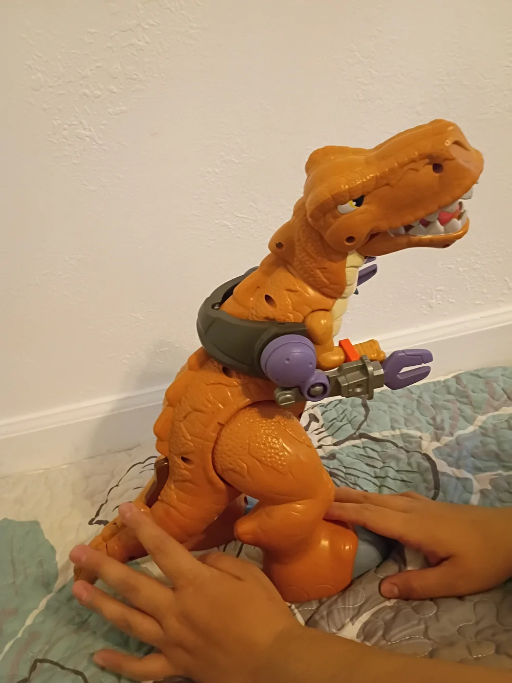 Fisher Price Imaginext Mega T-Rex Dinosaur Motorized Moving & Sounds Figure